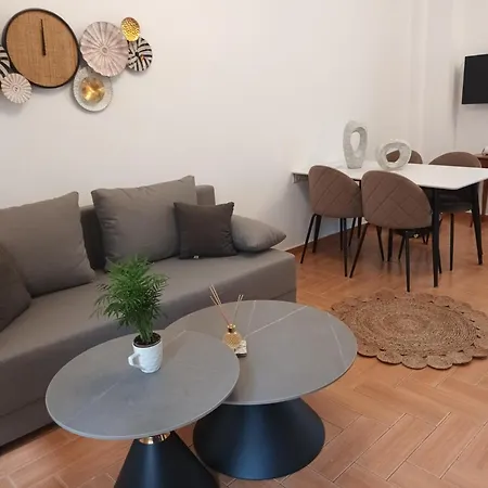 The Port House Apartmán *